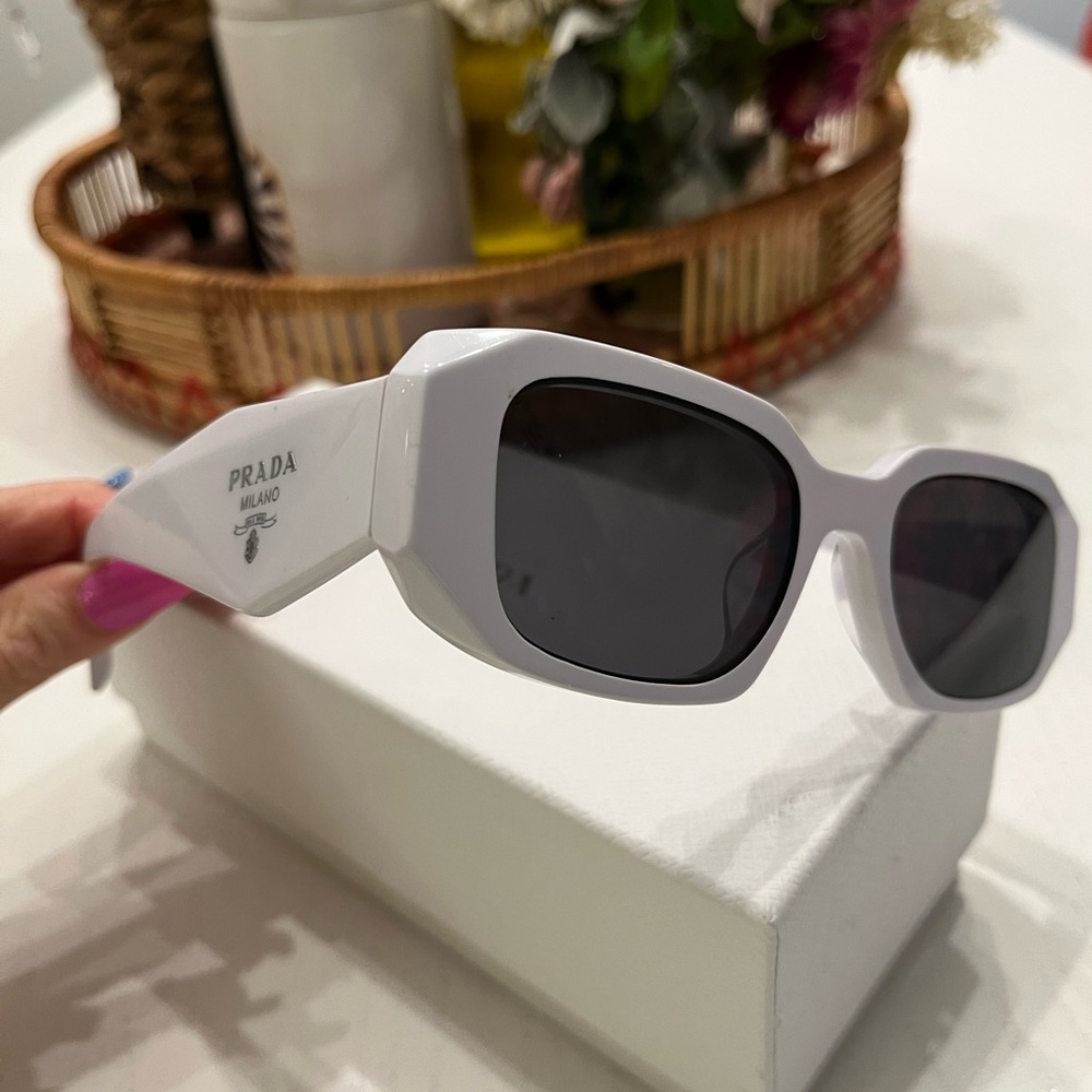 Prada PR17ws sunglasses